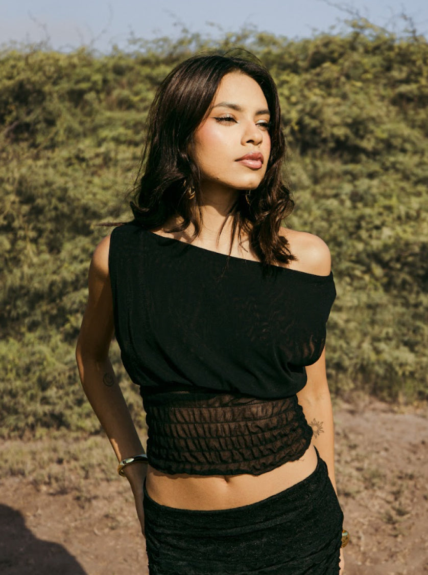 SUNLIT Top Negro